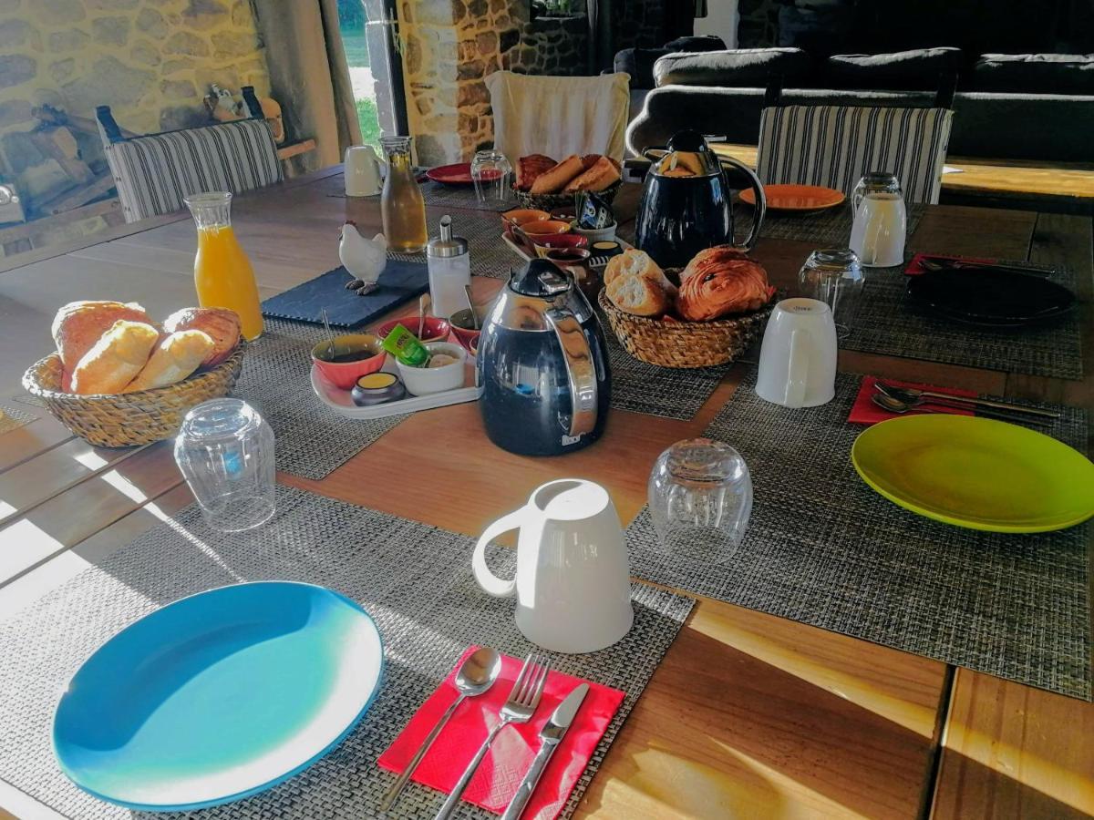 Les Longeres De Keridy Bed & Breakfast Brech Luaran gambar